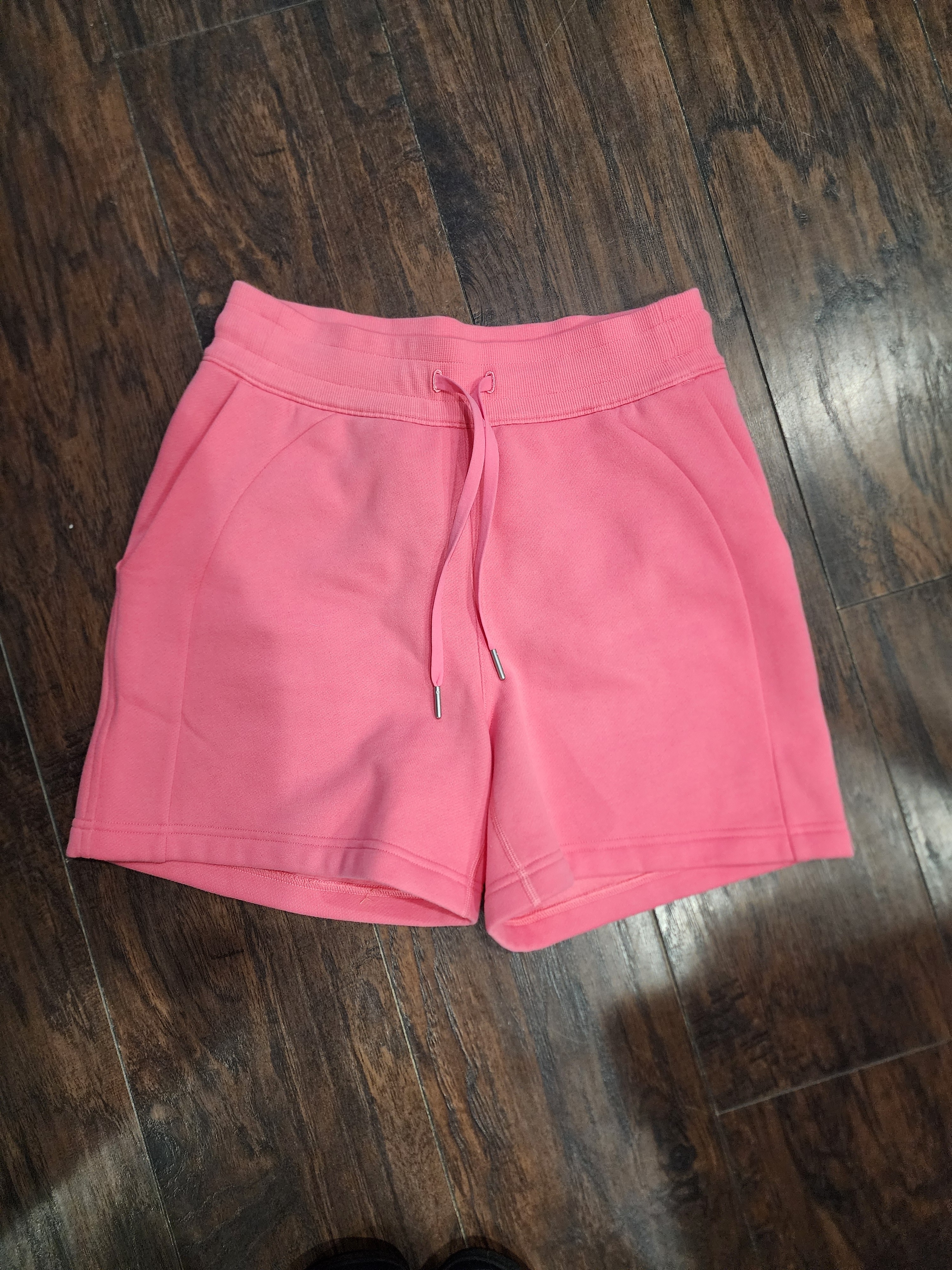 Lululemon High Rise Scuba 5inch Shorts